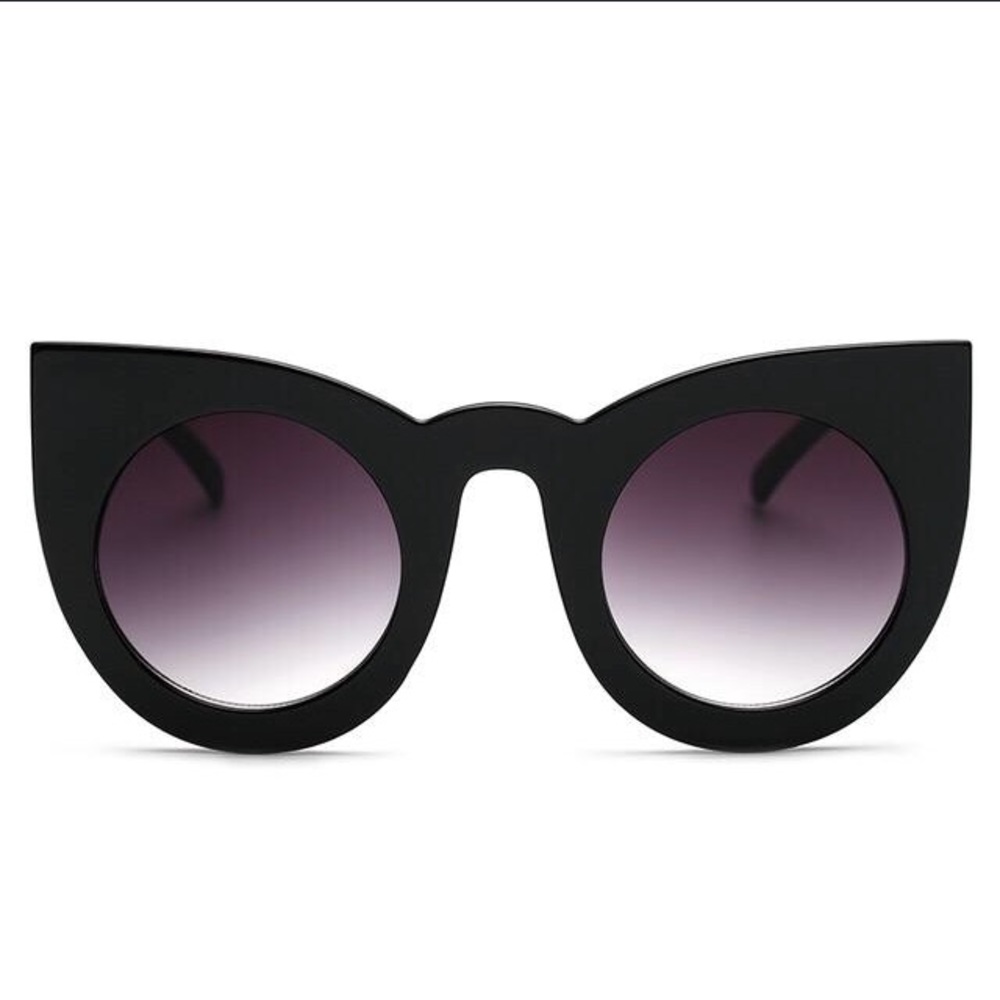 ‘Duchess’ Cat Eye Sunglasses